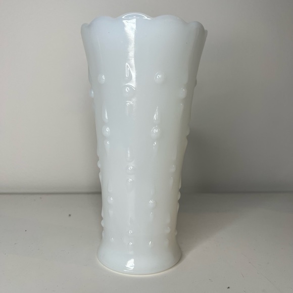Antique Vintage Milk Glass Vase - Dots - Picture 1 of 7